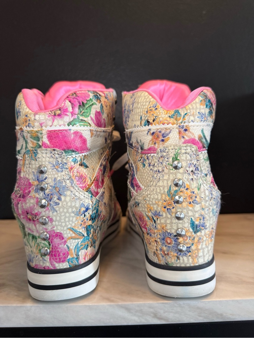 2013 Daddy's Money Pink Floral High-Top Sneakers for Women New - Picture 4 of 9